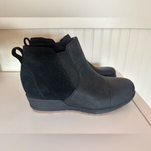 Sorel Evie Bootie Pull-On Ankle Boots